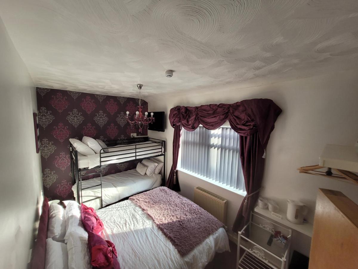 Tamarind Cove & Barrons Hotel Blackpool Buitenkant foto